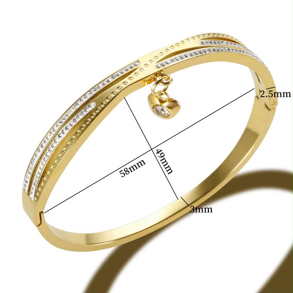 Amour Glitz Charm Bangle