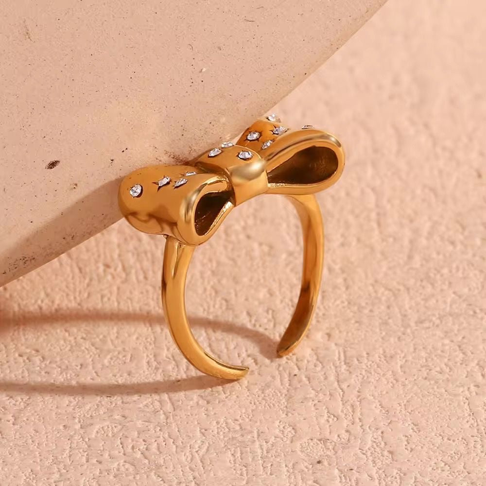 Bow Glitz Ring -Zircon Encrusted
