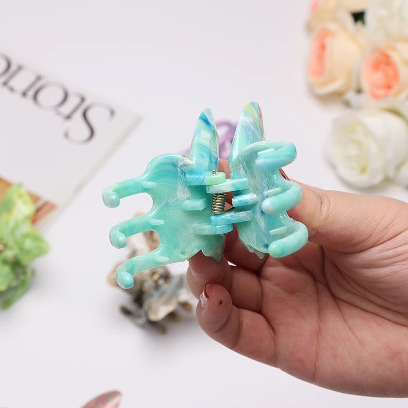 Mariposa Marble Claw Clip -Breeze