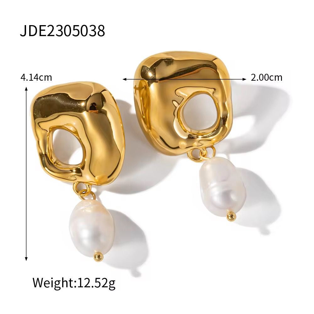 Pearlfect Day Studs