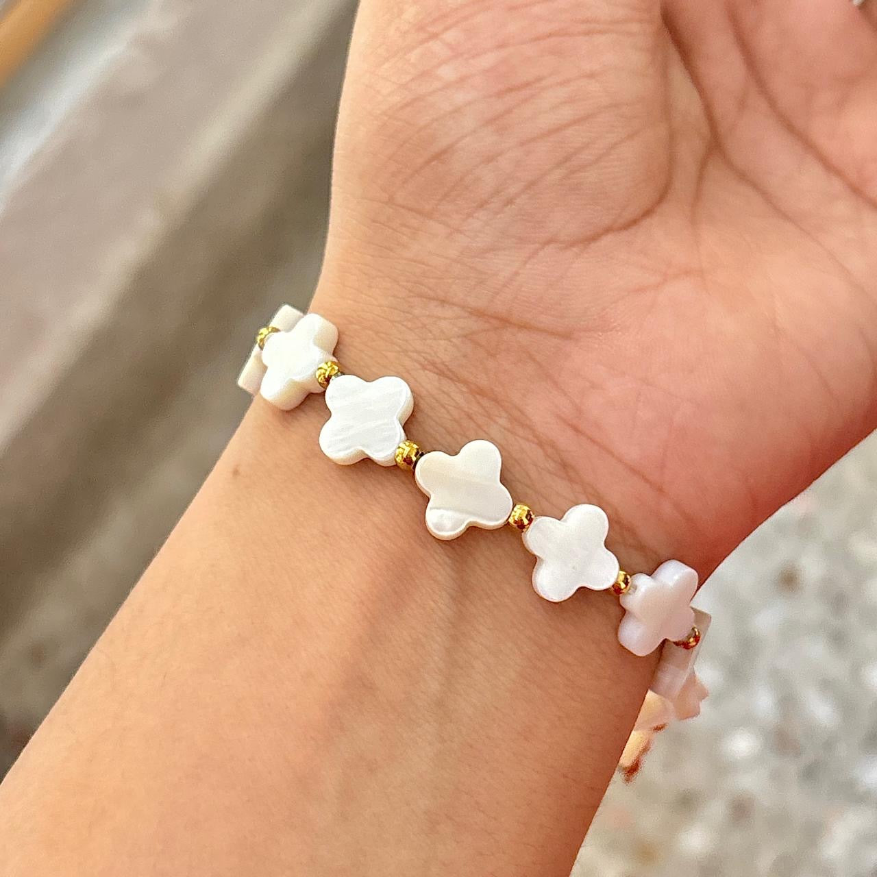Shell Lucky Clovia Bracelet