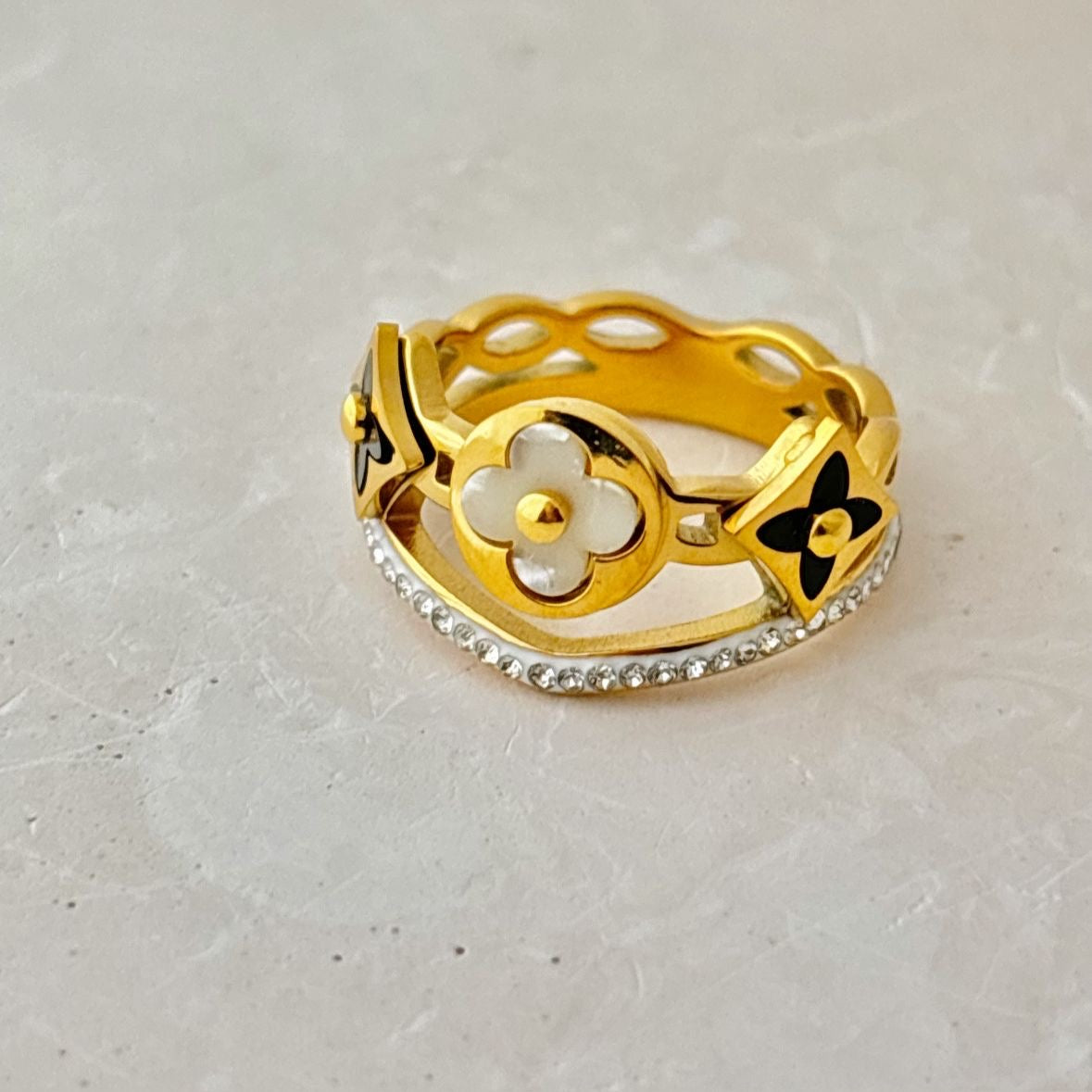 Blossom Of Luxury Cz Ring -18K