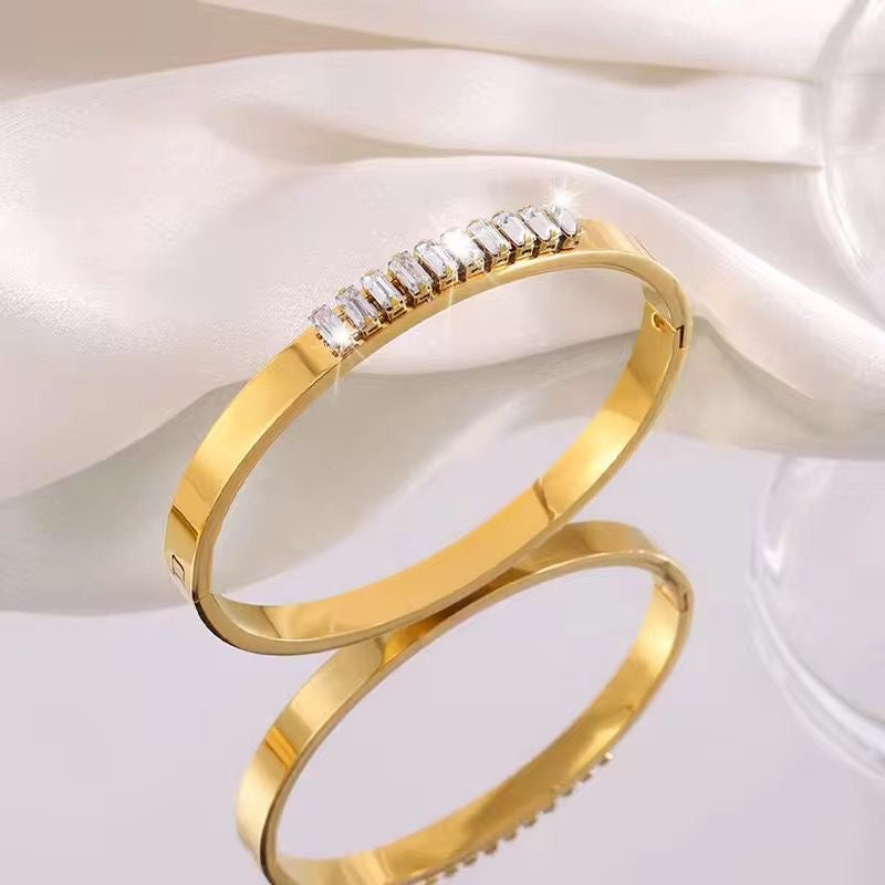 Amadora Zircon Bracelet -18K
