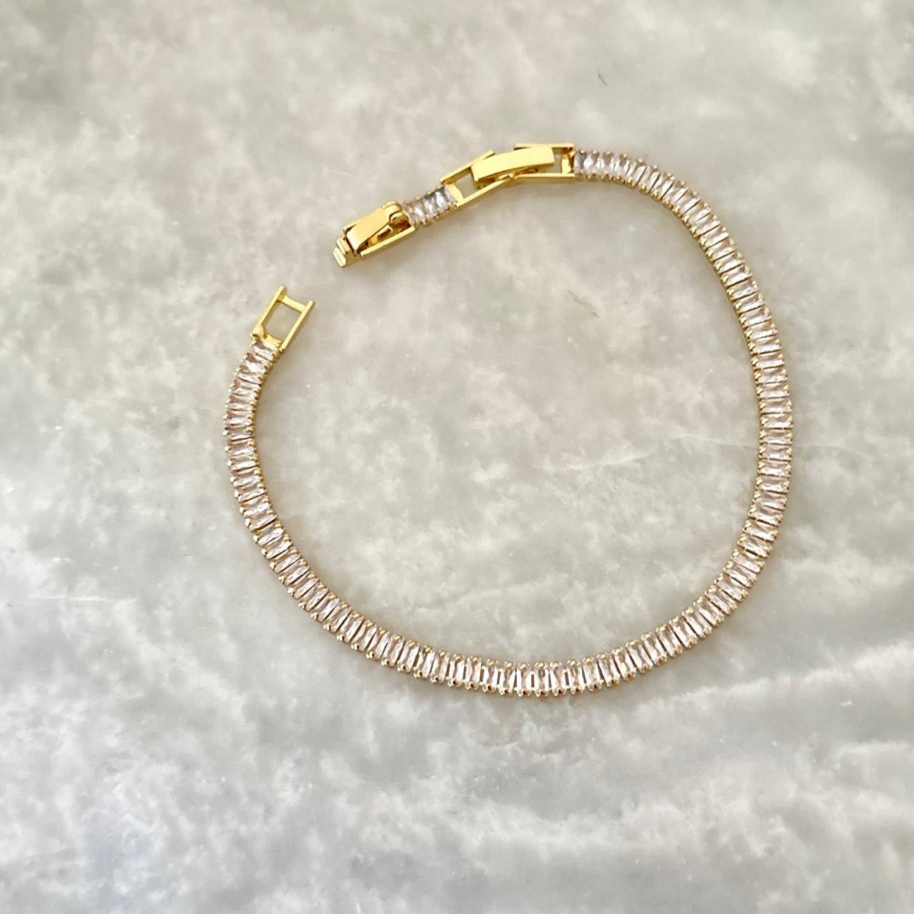 LUX Dainty Sleek Baguette Bracelet