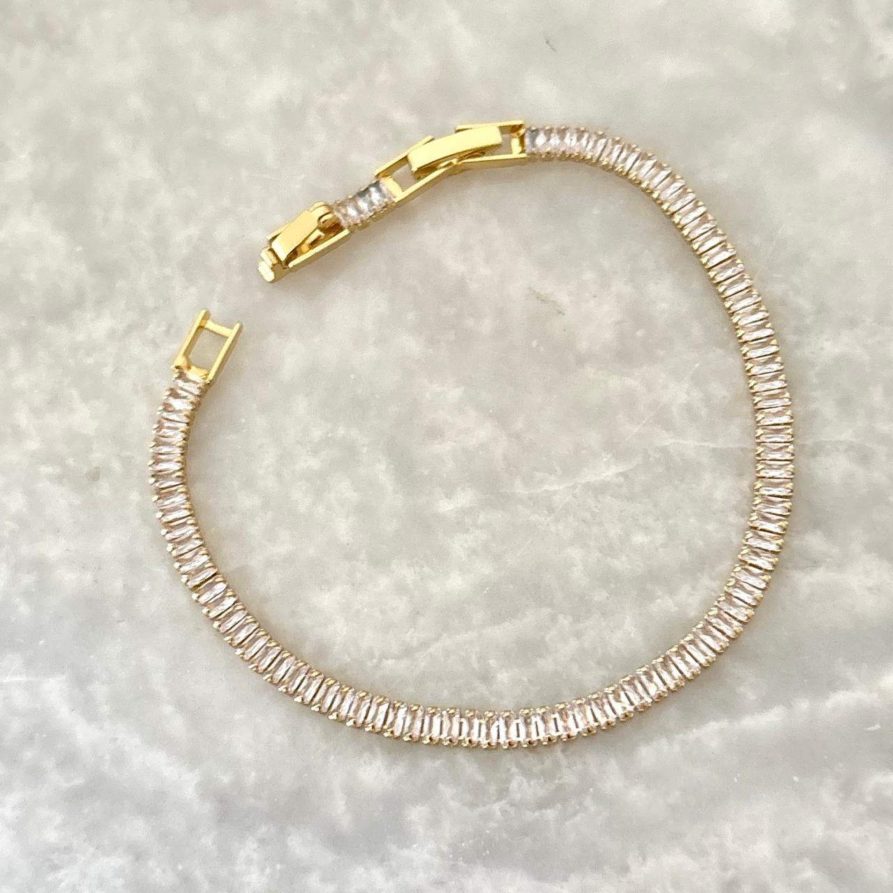 LUX Dainty Sleek Baguette Bracelet