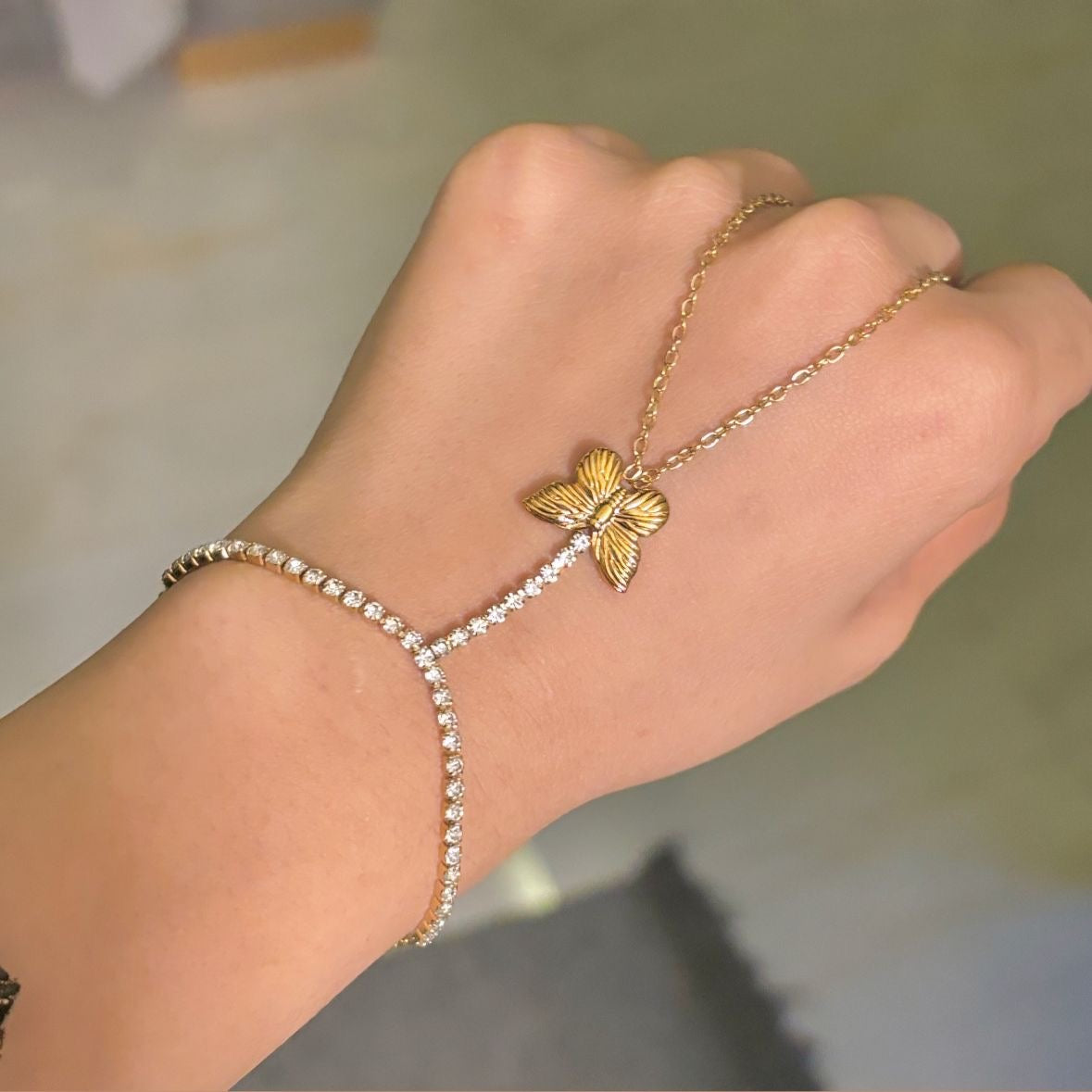 Fawnie Hand Chain