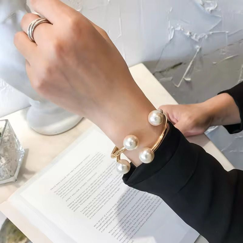 Perlée Cuff