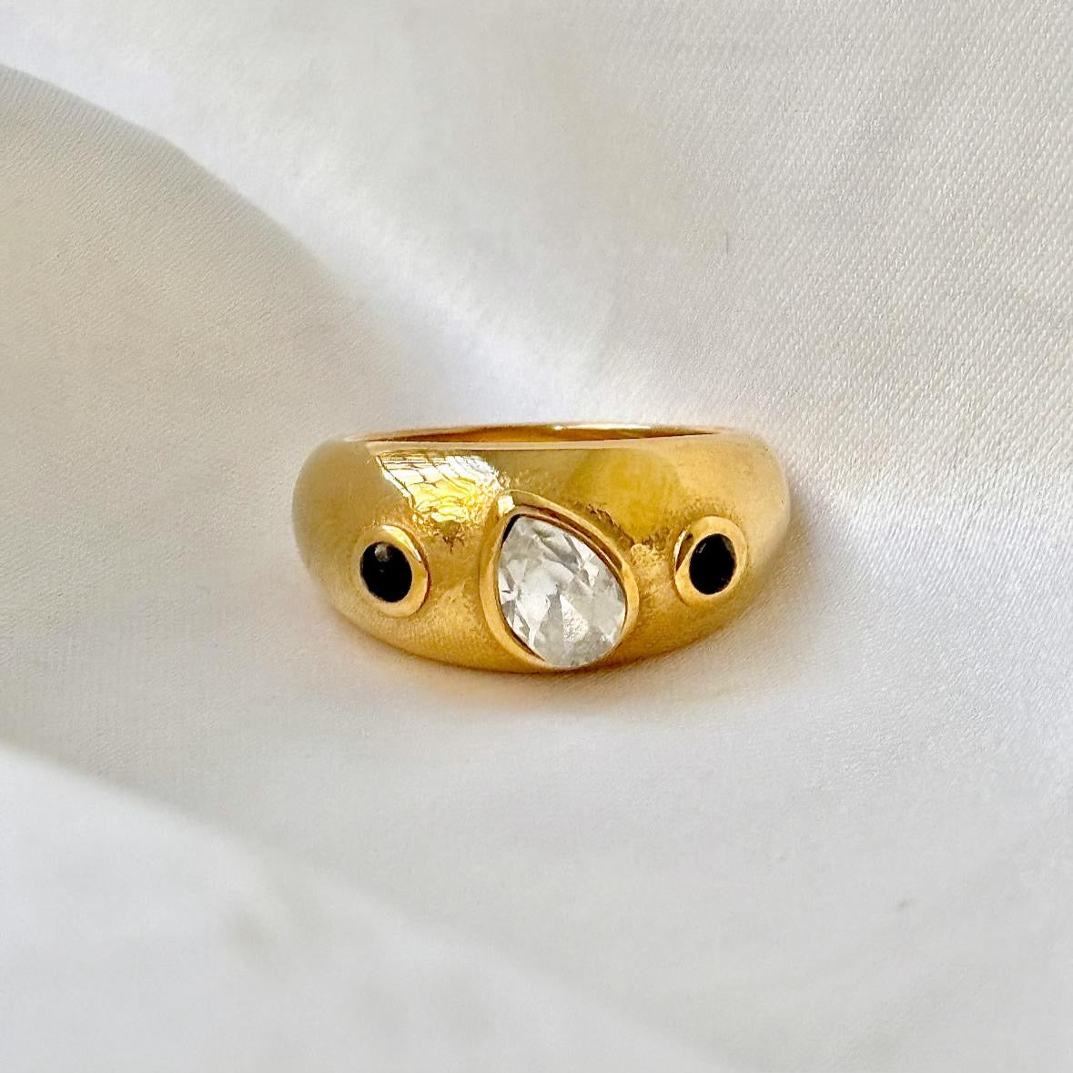 Jeju Cz Dome Ring -18K