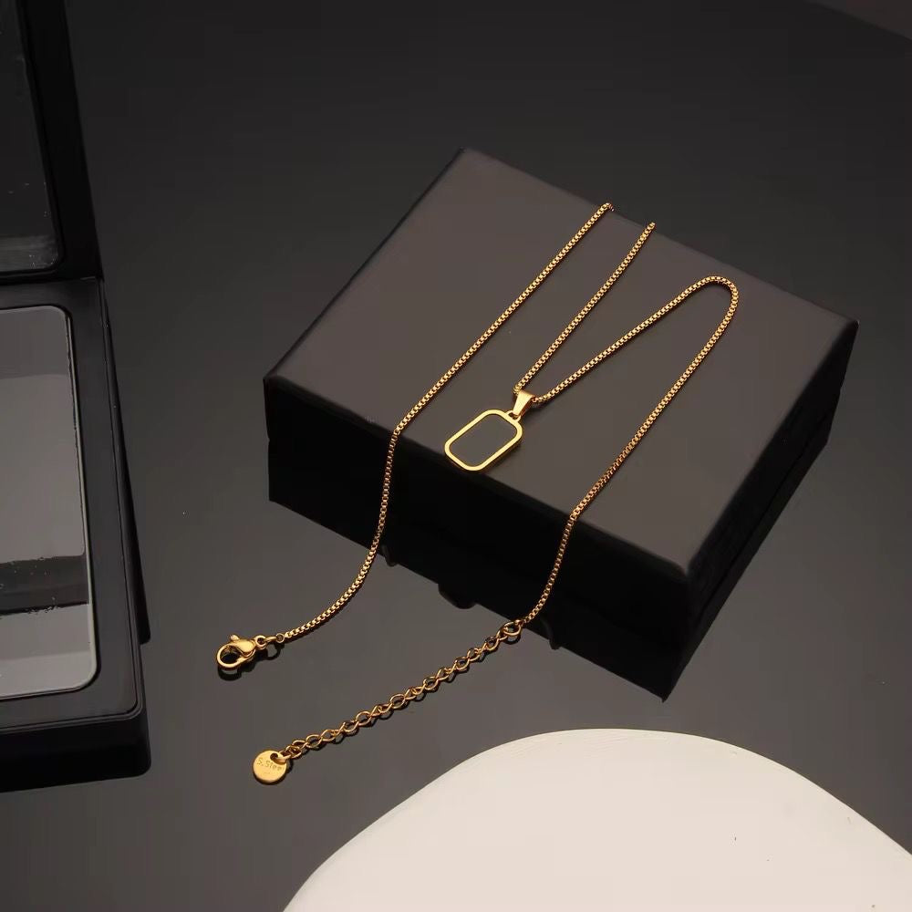 Noir -Secret Message Necklace