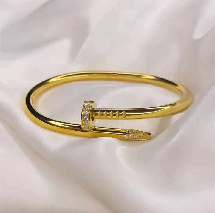 Luxe Zircon Nail Bracelet