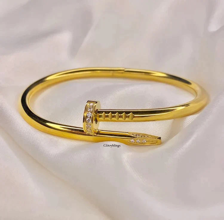 Luxe Zircon Nail Bracelet