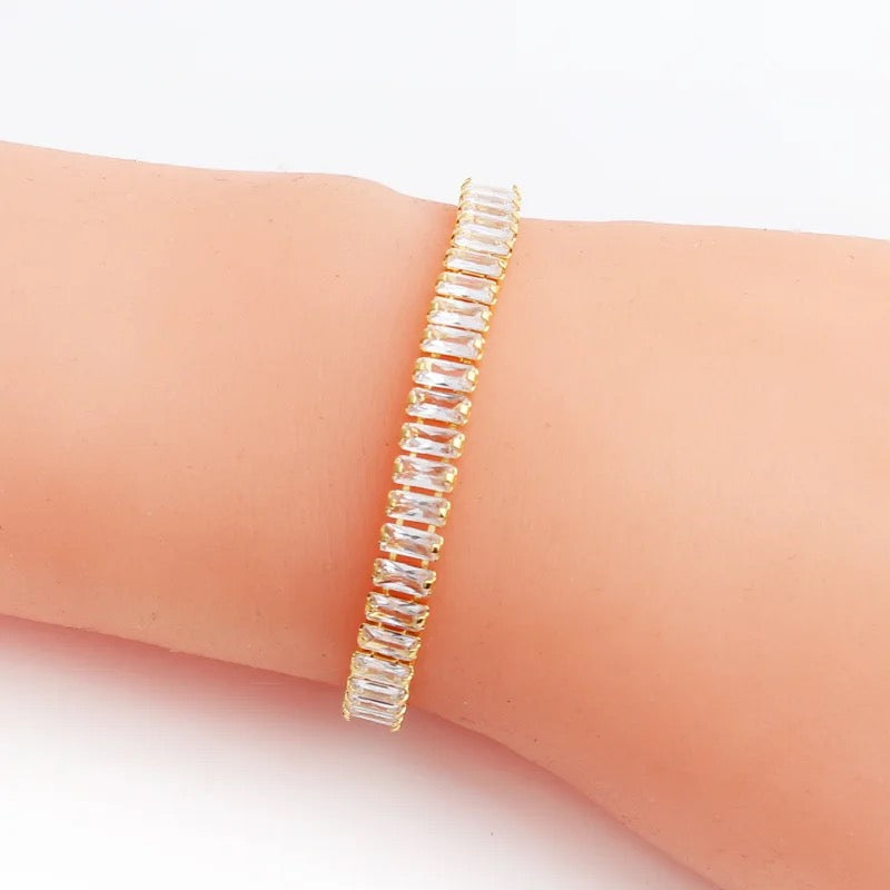 Luxury Queen Baguette Bracelet -Honey Gold