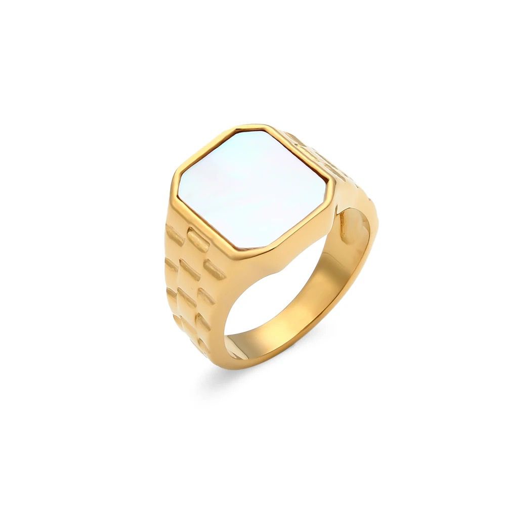 Goddess Pearl Signet Ring