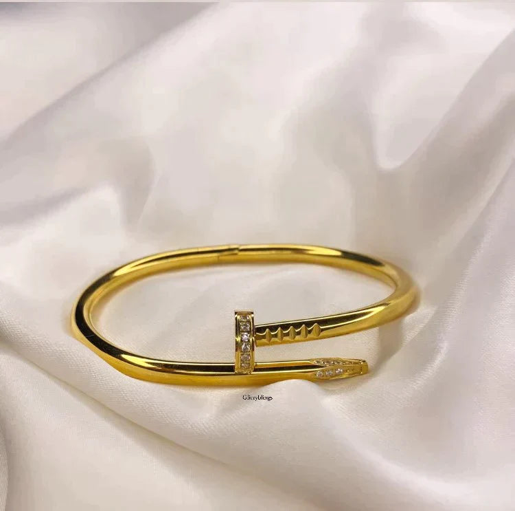 Luxe Zircon Nail Bracelet