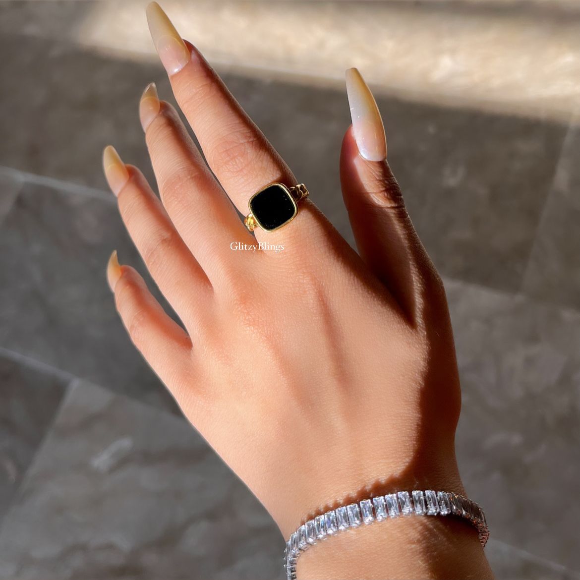Noir Onyx