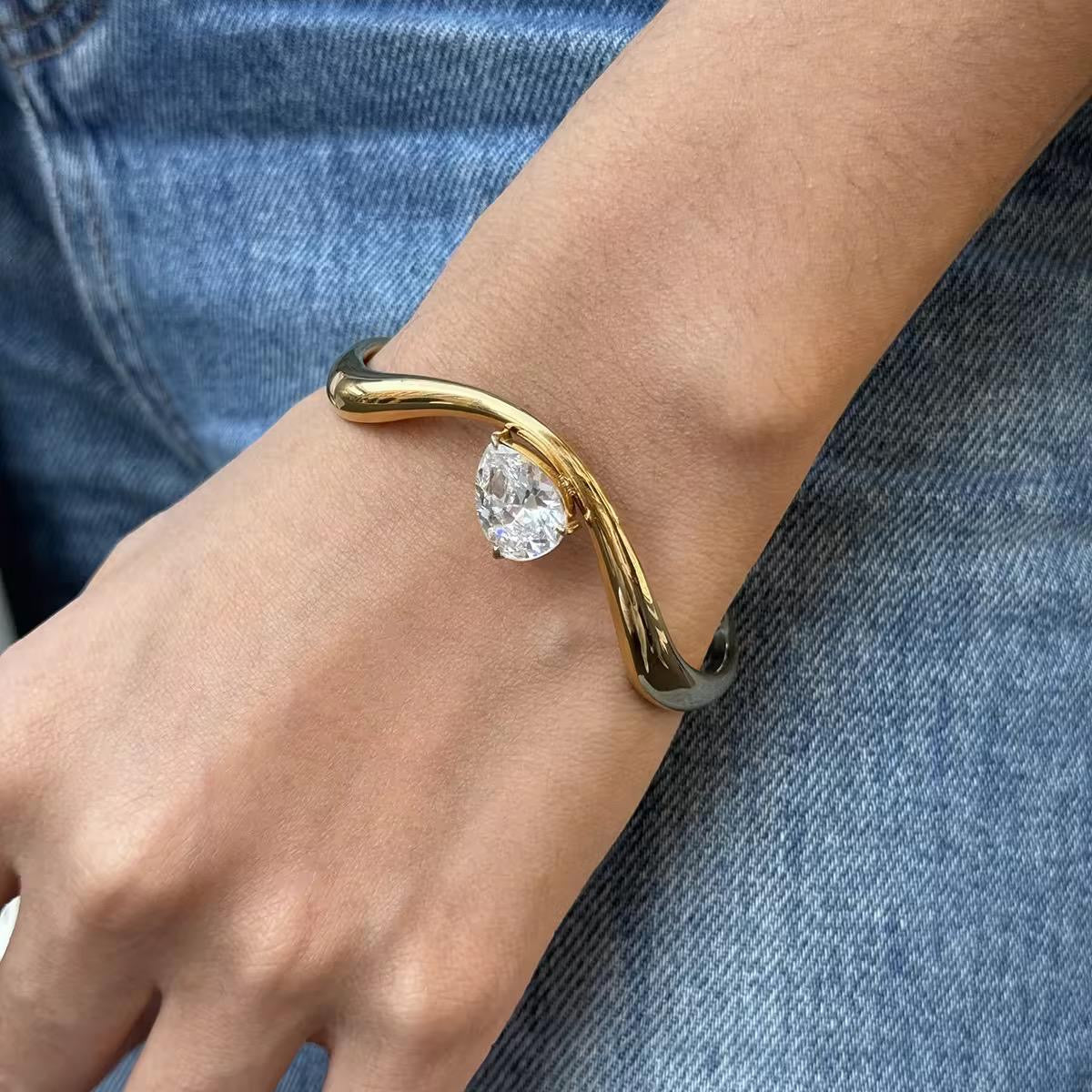 Seraphina Cuff