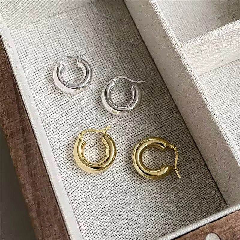 Lysa Gold Hoops -18K