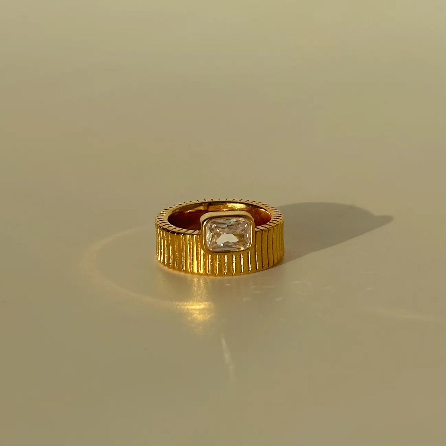 Radiance Ring -18K