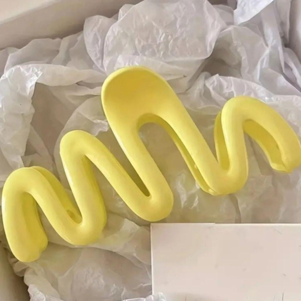 Wave Claw Clip -Yellow