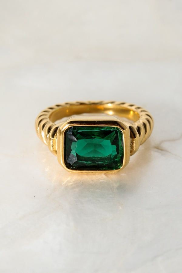 Emerald Signet Gem Ring -18K