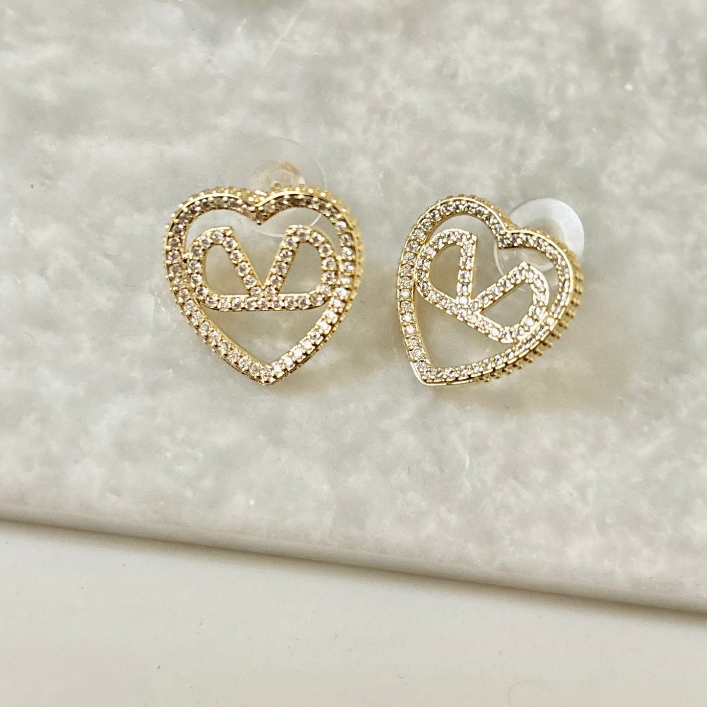 V-Sweet Heart Zirconia Studs