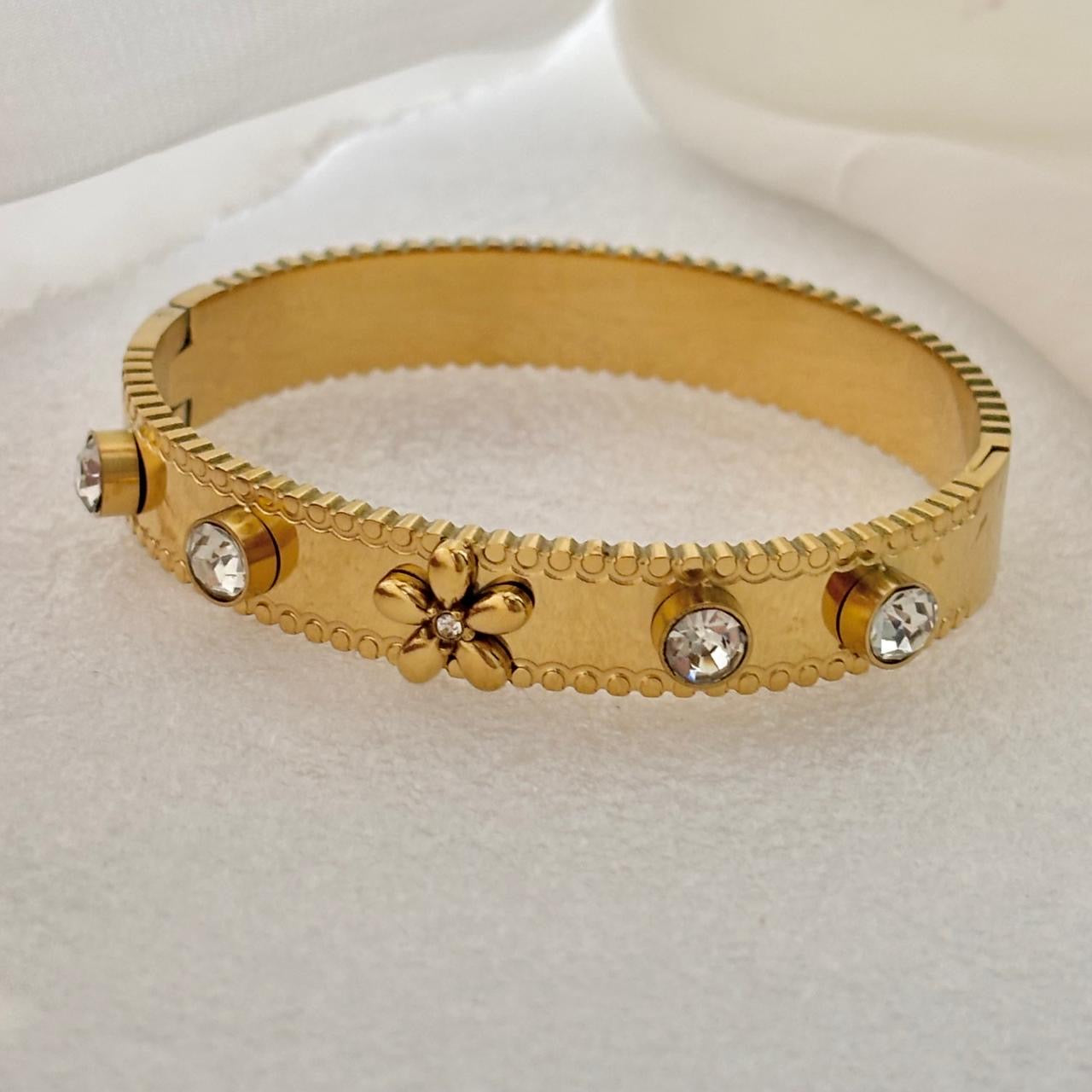 La Fleur Bracelet