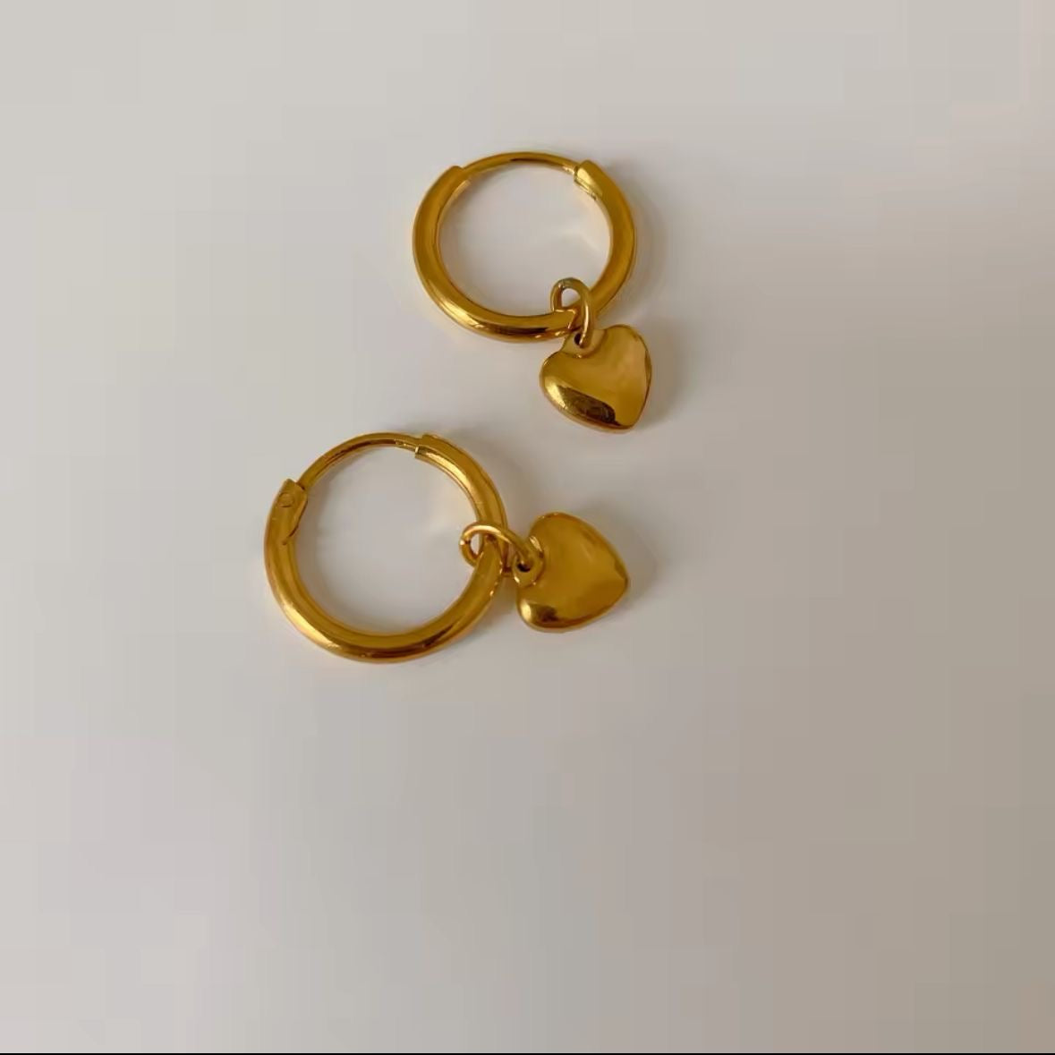 Dainty Heart Charm Hoops -18K