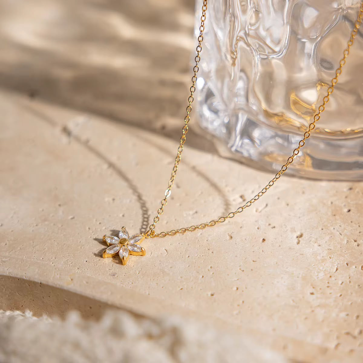 Fleur d’Étoile Necklace