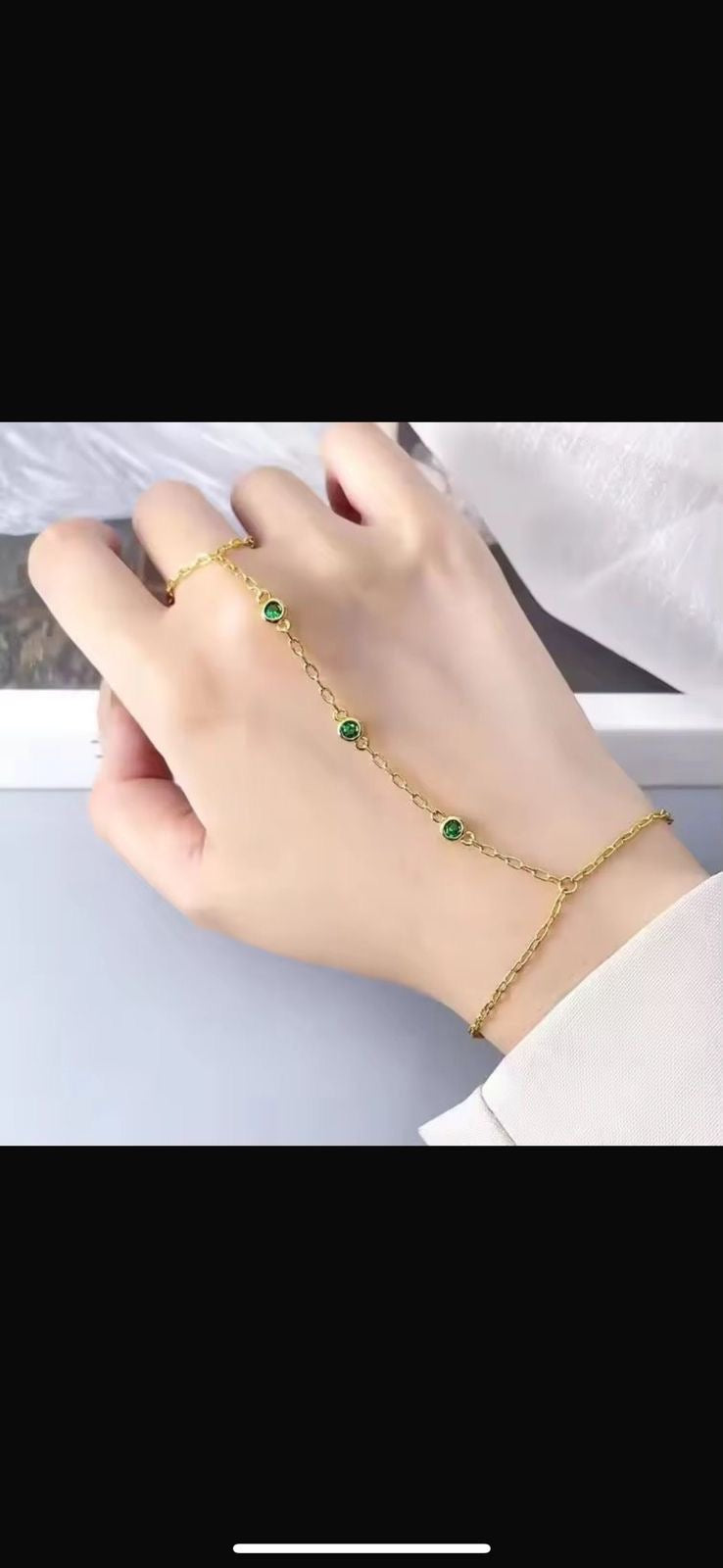 Serene Emerald Hand Chain
