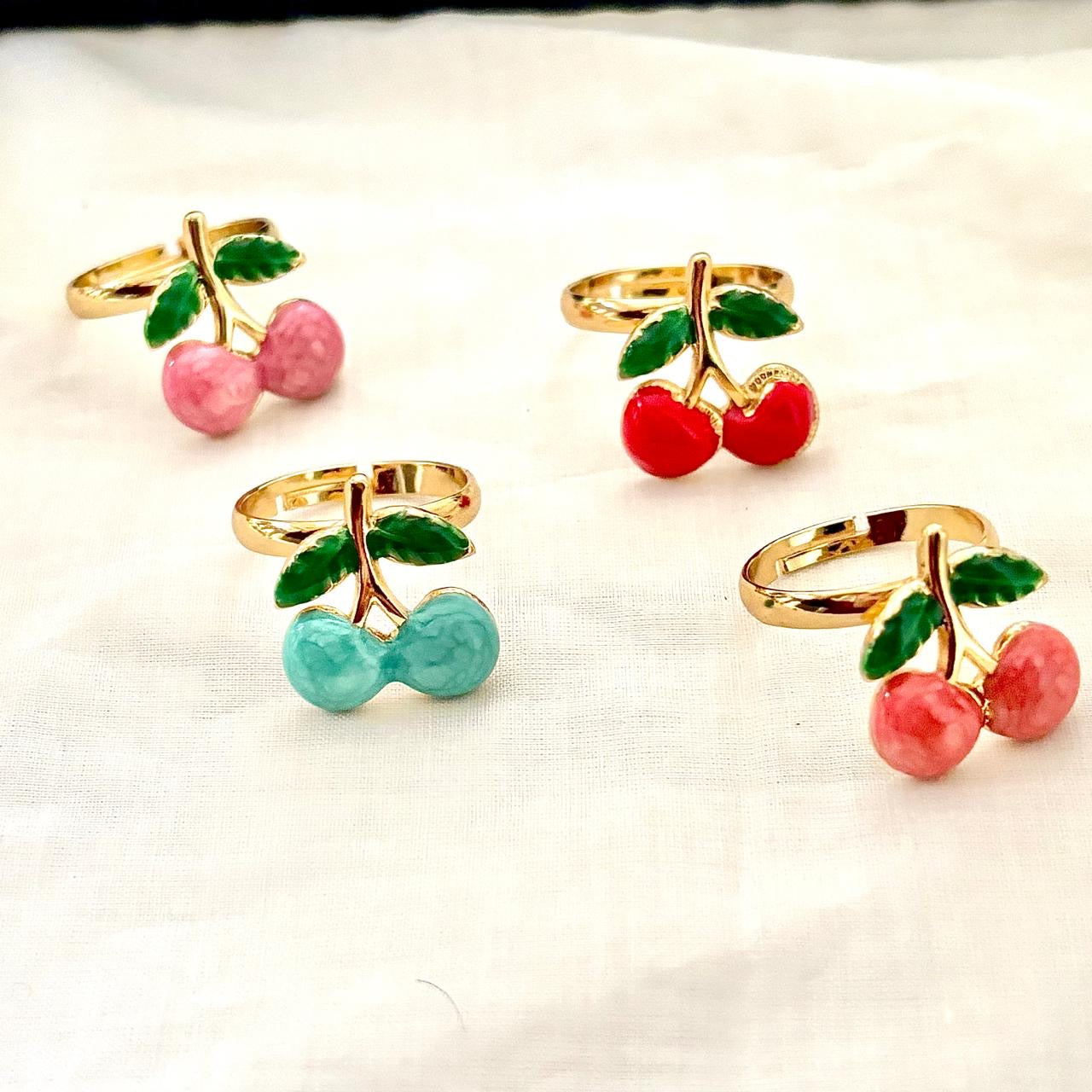 Cherry Berry Ring -Peach