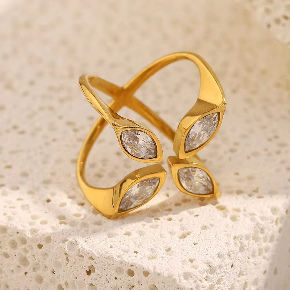 Elara Criss Cross Ring