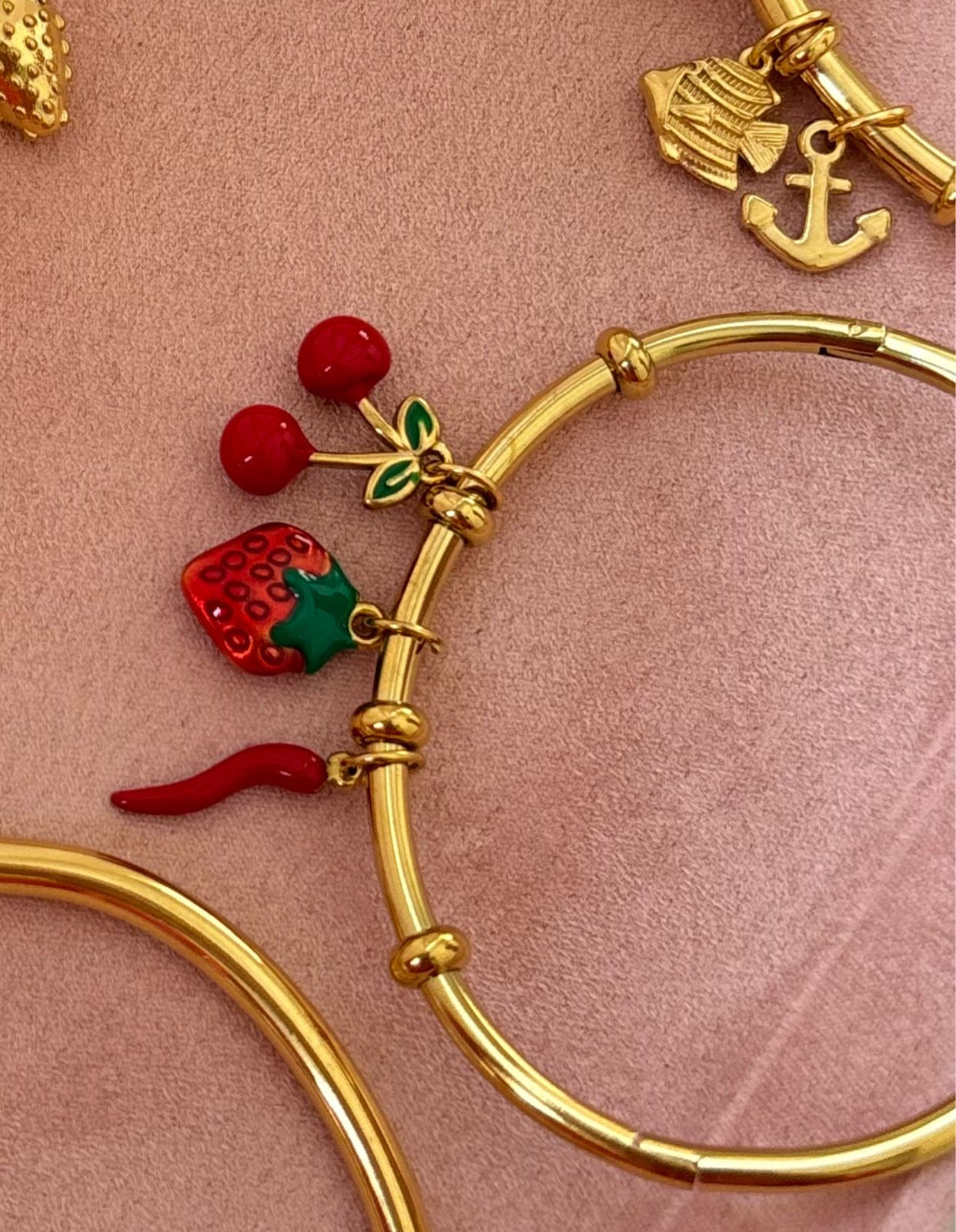 Berry Spicy Charm Bracelet