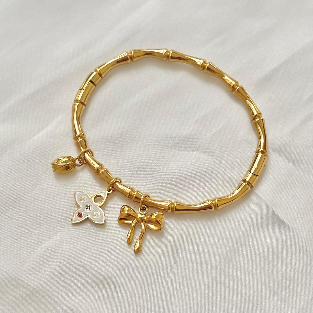 Meadow Bloom Charm Bracelet
