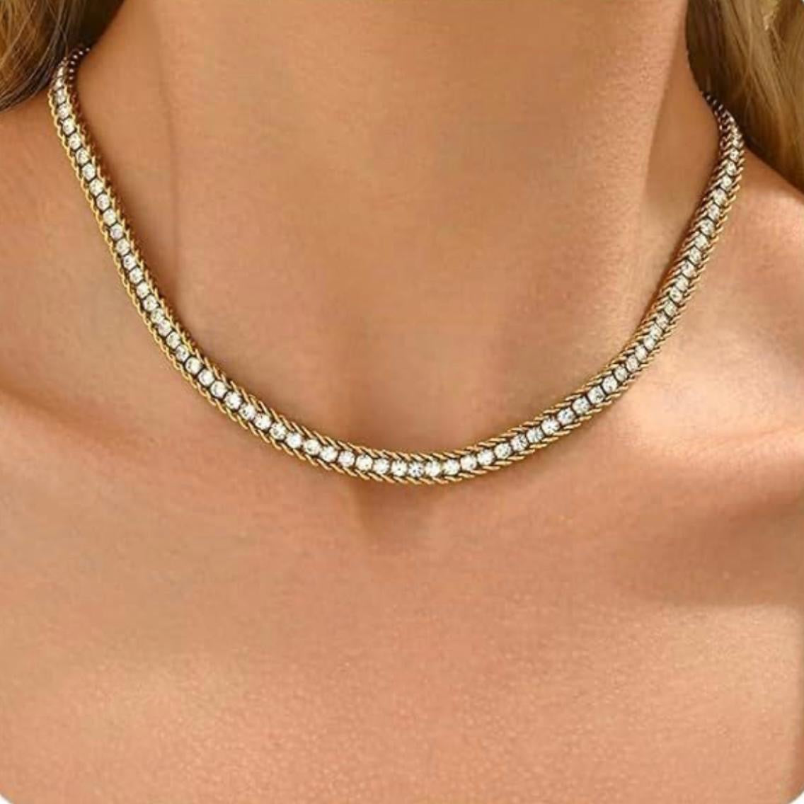 Elegance Necklace