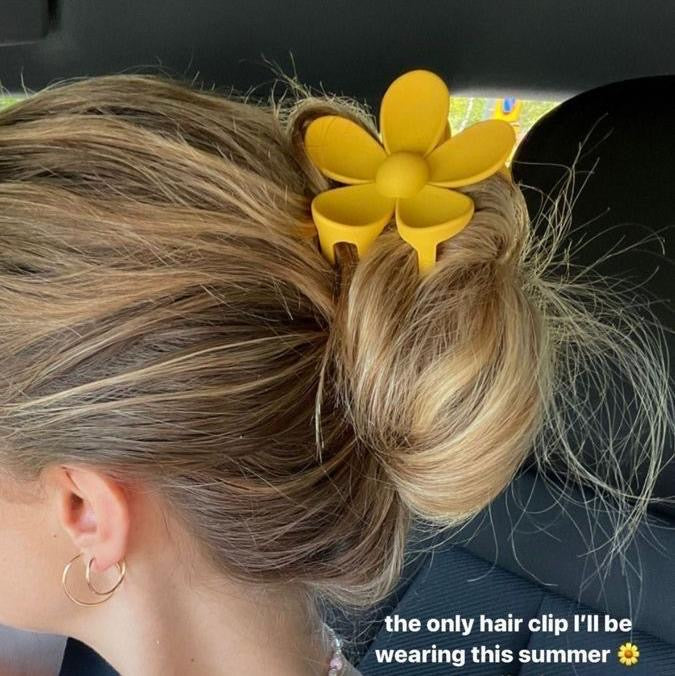 Daisy Flower Claw Clip -Sunshine Yellow