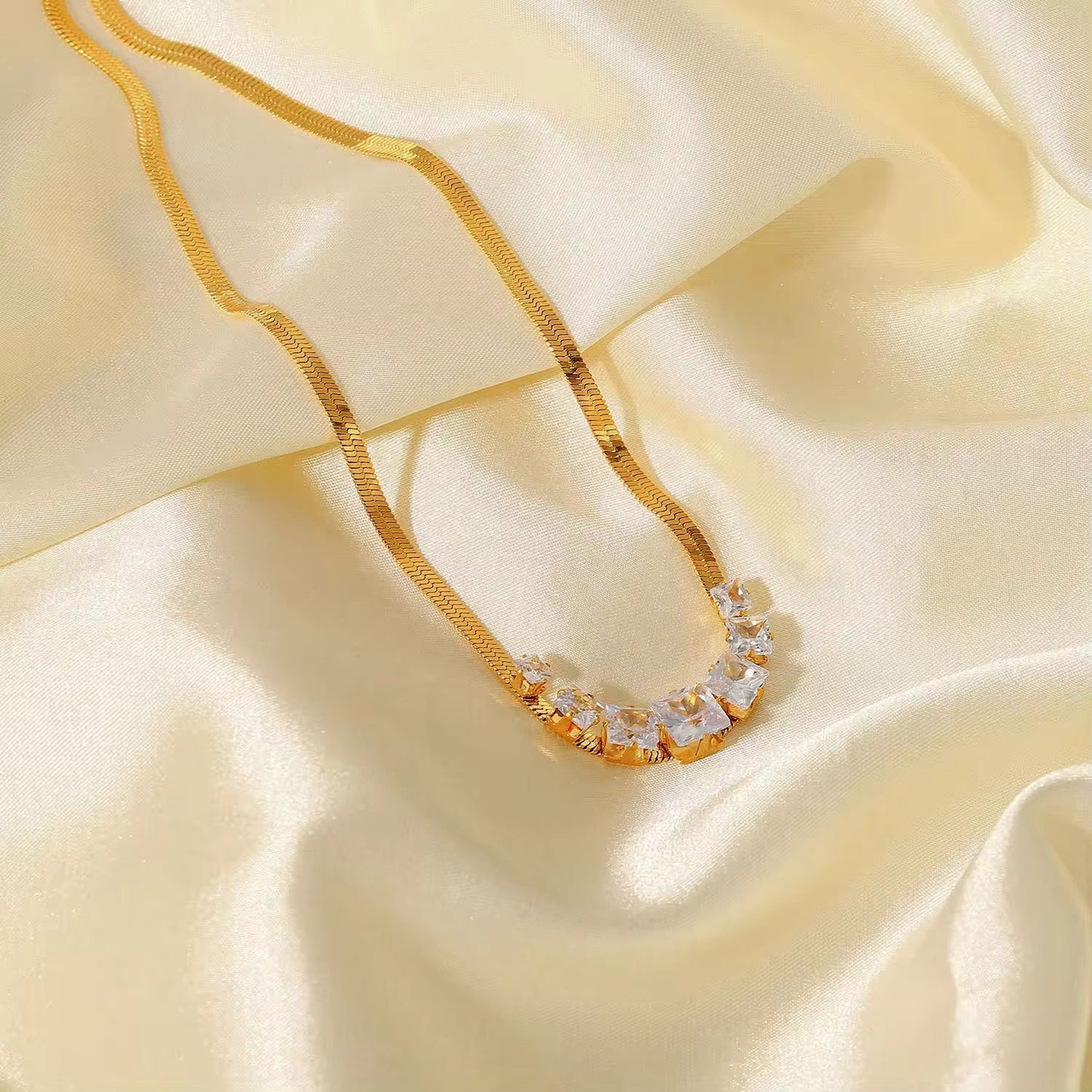 Duchess Bling Necklace