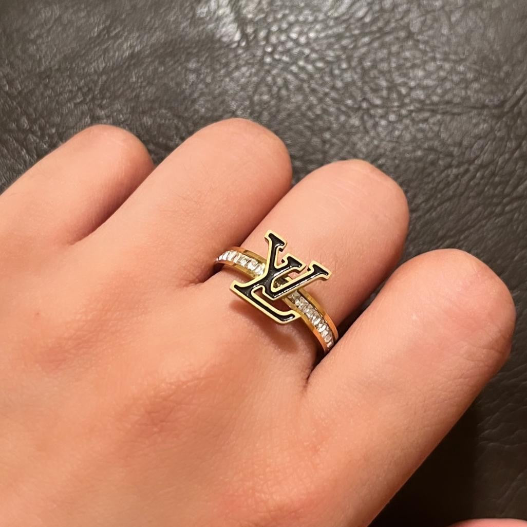 Lv Diamanté Ring -18K