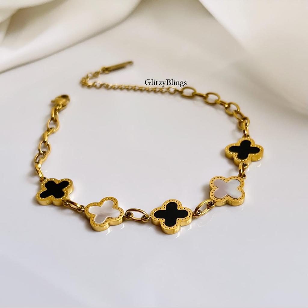 Luxe Black X Mother Of Pearl Clover Bracelet