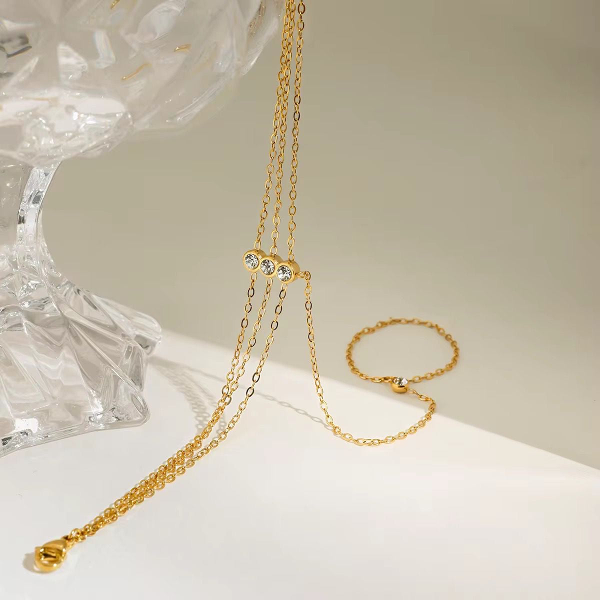 Bezel Diamond Hand Chain