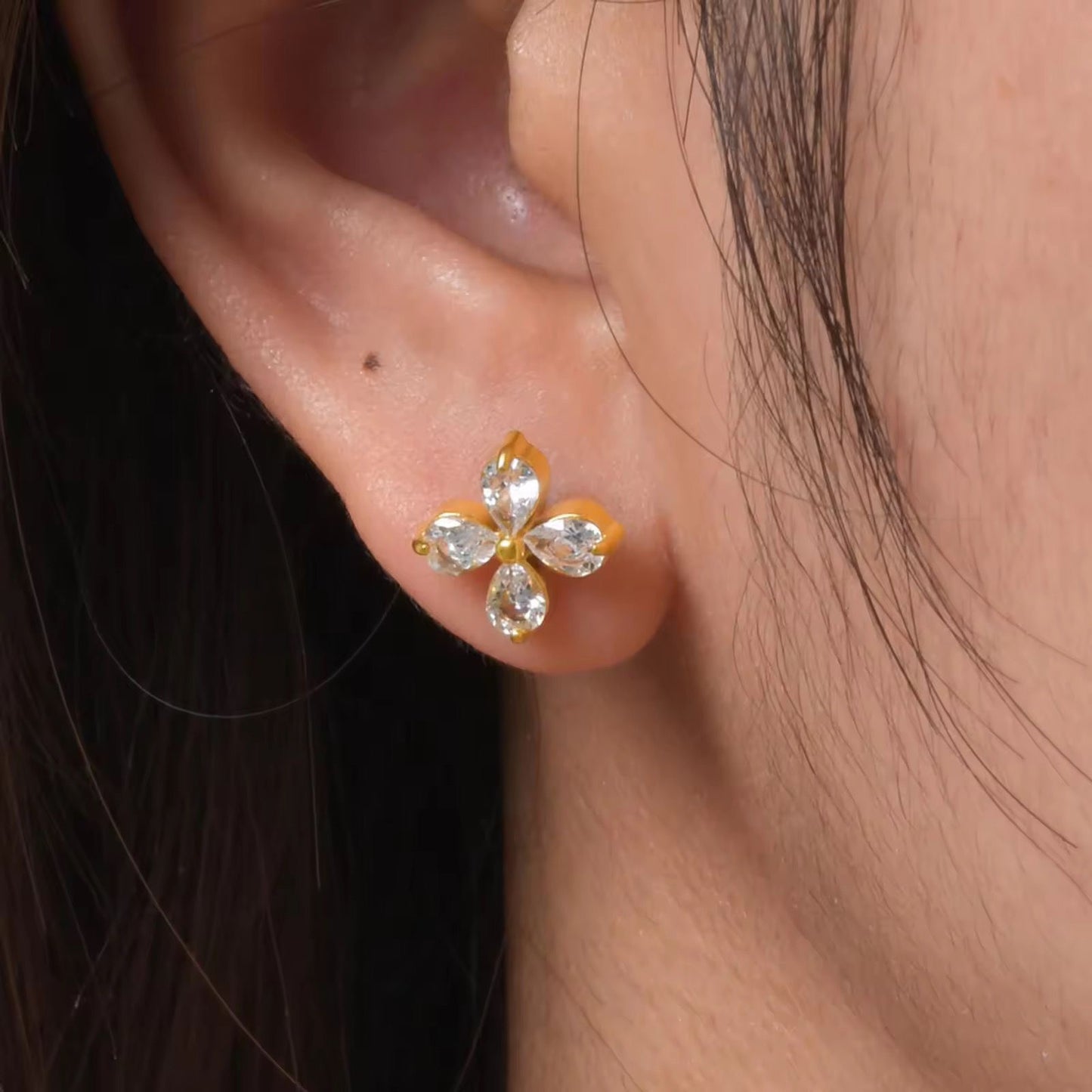 Dynasty Crystal Flora Studs