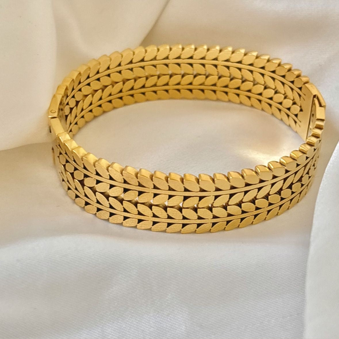 Leafy Bracelet -18K