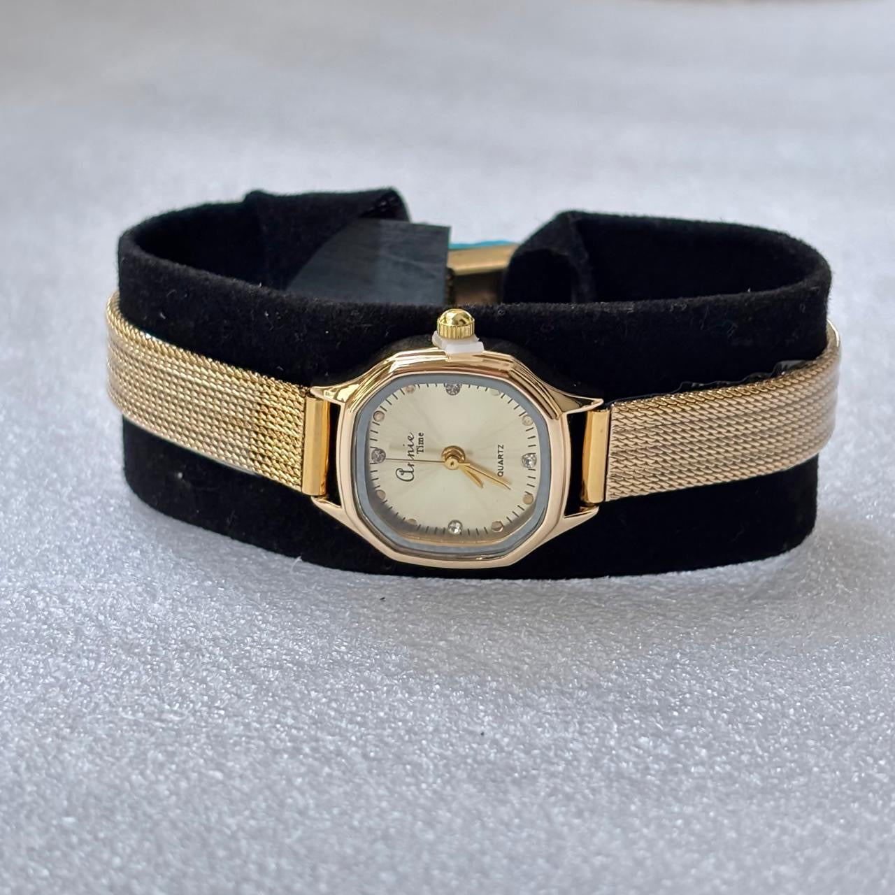 Élise Everyday Staple Gold Watch