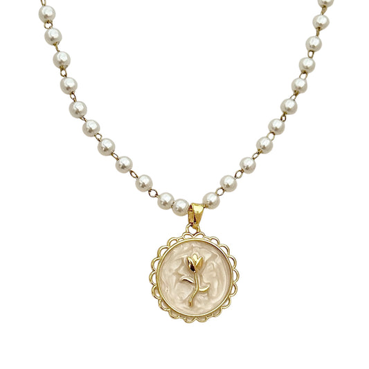 La Vie En Rose Necklace