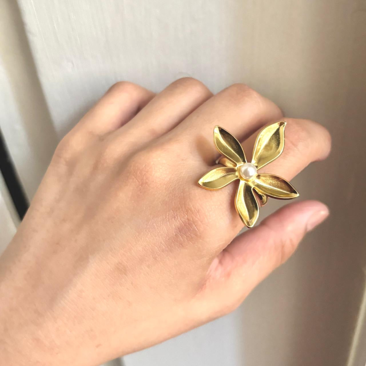 Jasmine Gold Ring