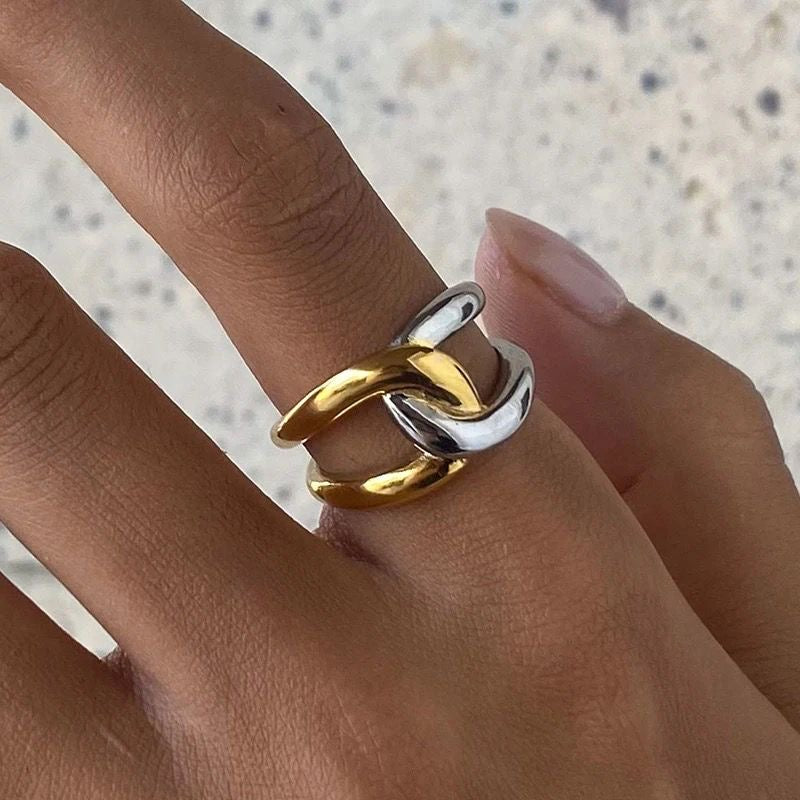 Knot Ring-Two Toned