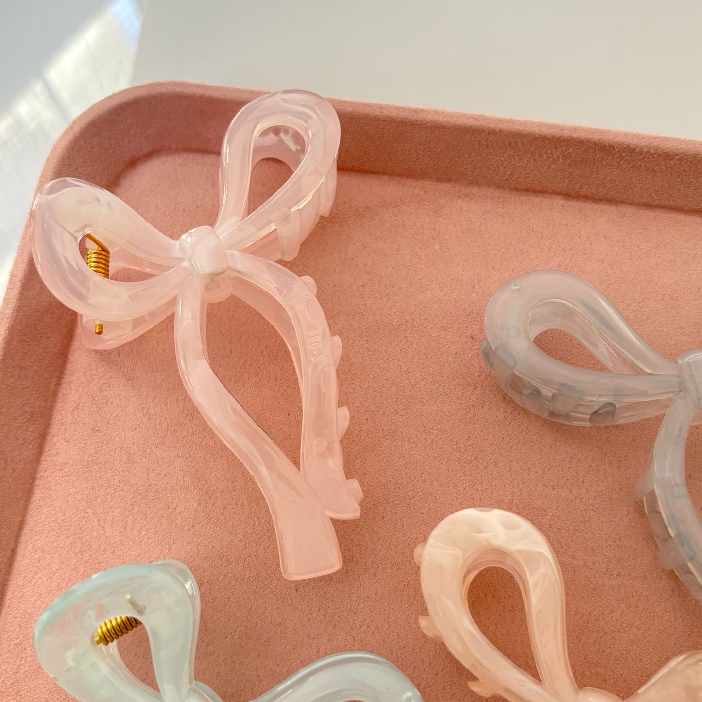 Marble Pastel Bow Claw Clip -Baby Pink