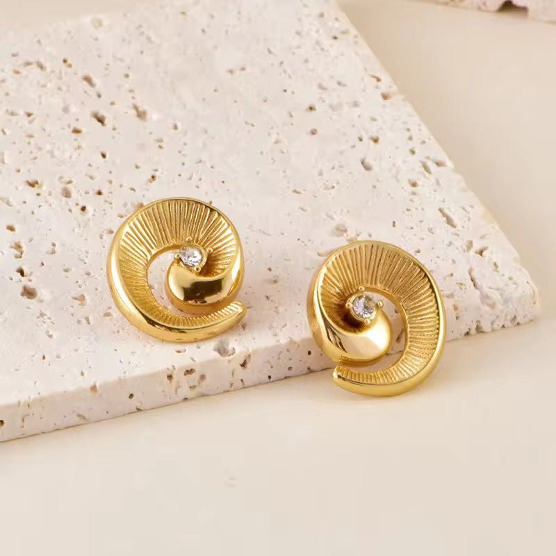 Conch Studs