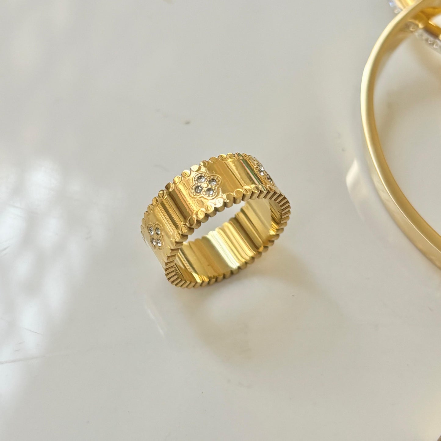 Luxe Scarlett Clove Ring