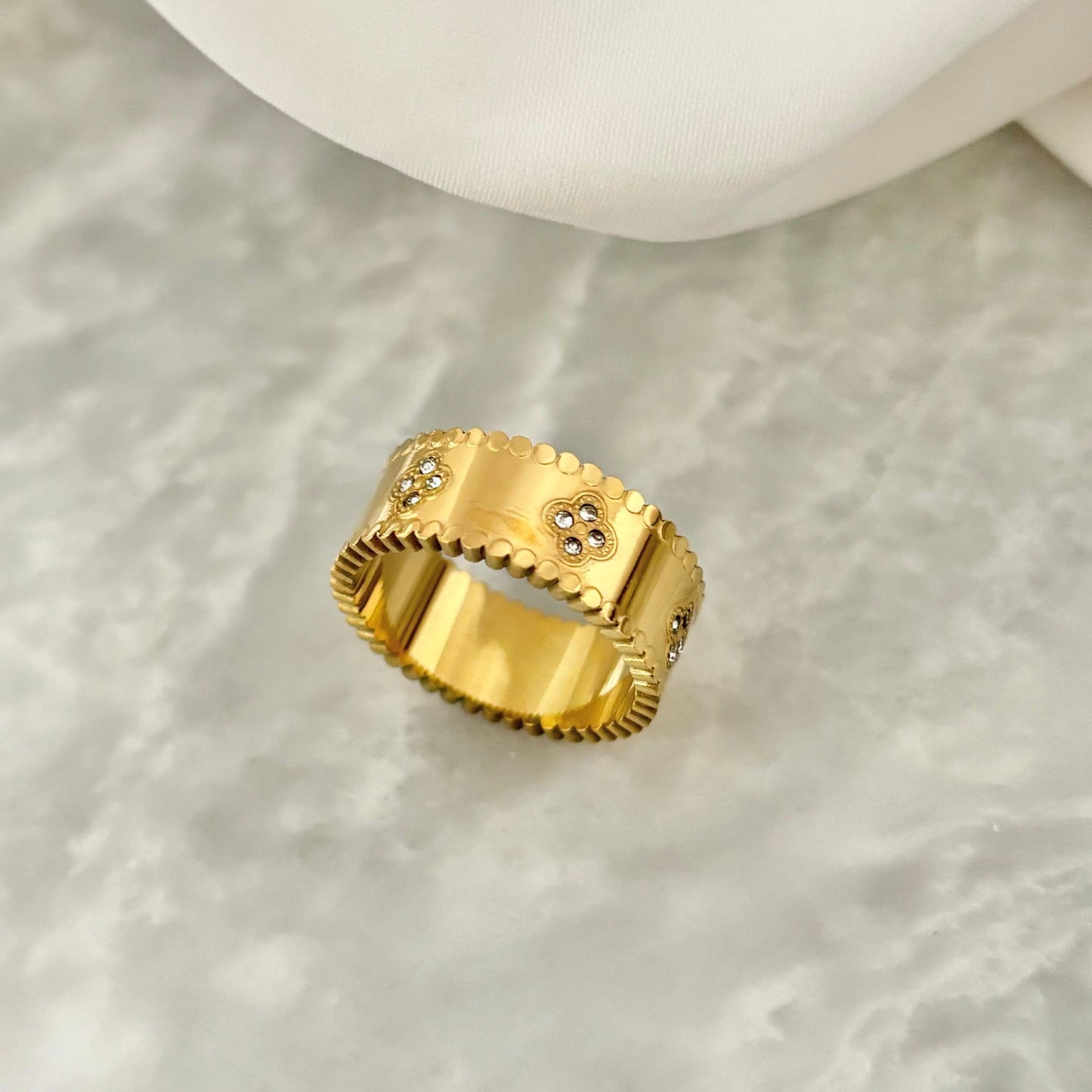 Luxe Scarlett Clove Ring