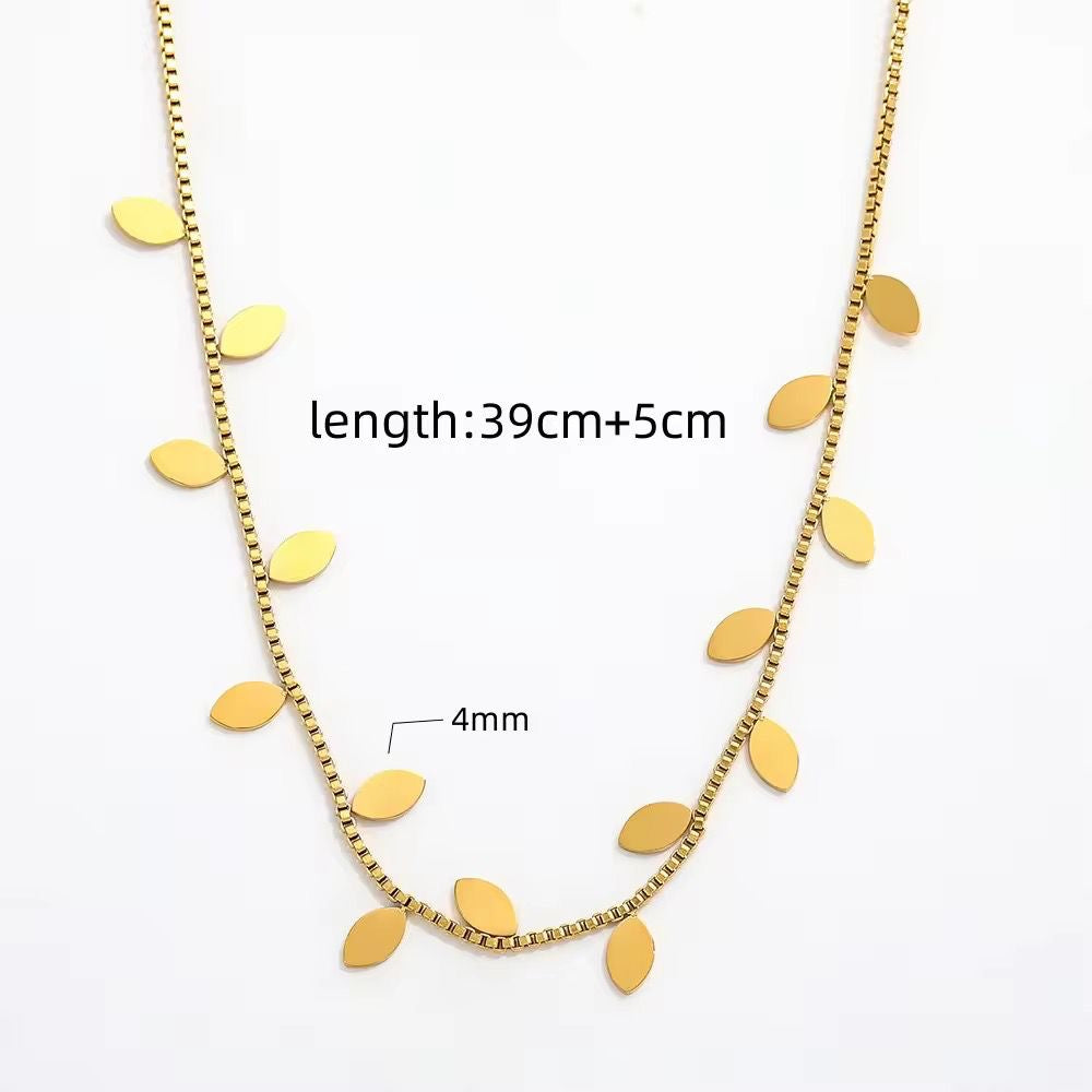 Leafy Affair Necklace